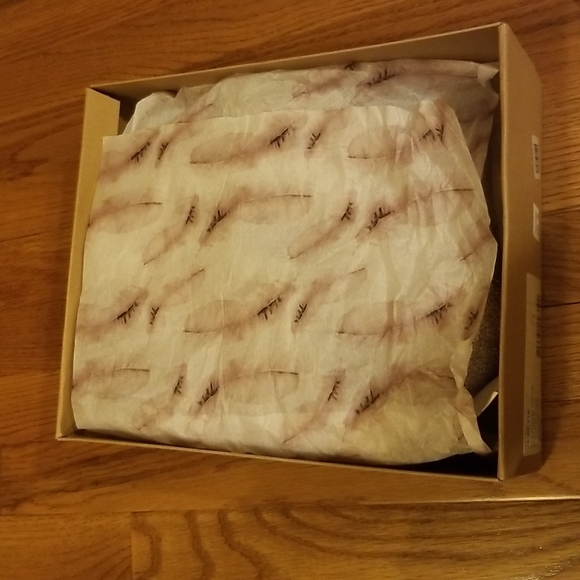 Jessica Simpson "Bette" platform high heel. Prom. 6.5M, Gold. Excellent condit… - Picture 3 of 10